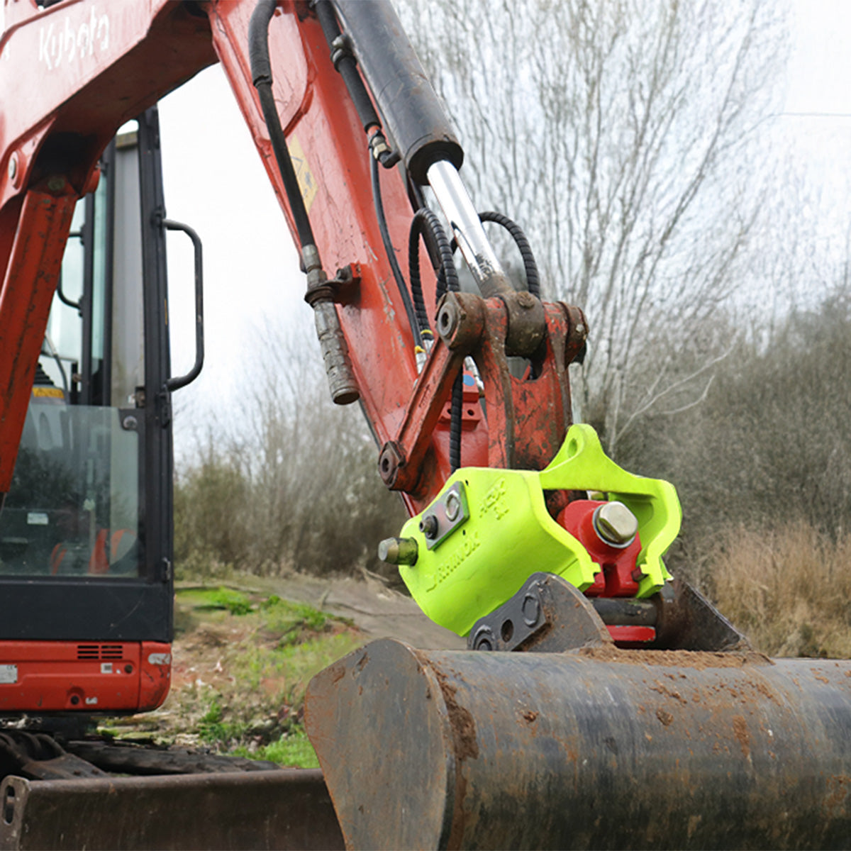 Yanmar ViO35-6B Hydraulic Quick Coupler | Rhinox HQX Lifestyle Image 1