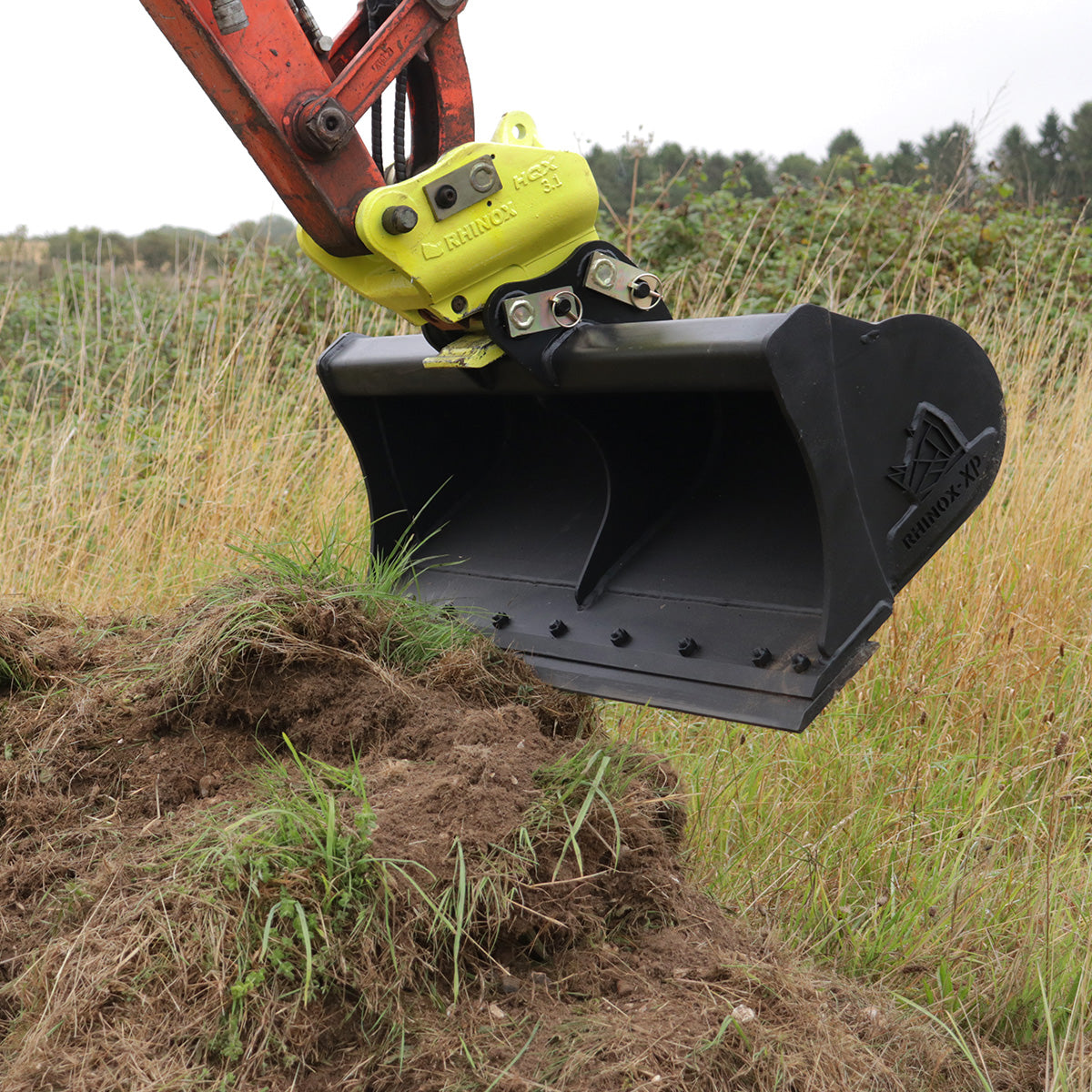 Kubota KX015-4 Hydraulic Quick Coupler | Rhinox HQX Lifestyle Image 4