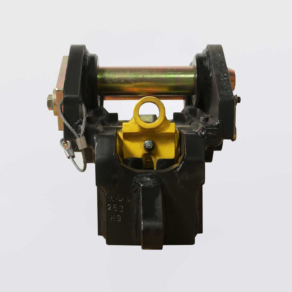 Kato 17VXT Manual Quick Hitch