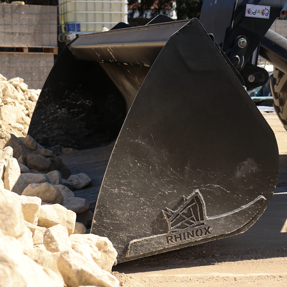 JCB Q-Fit Telehandler Bucket / Loadall Bucket - 90" wide / 1 cubic metre capacity lifestyle image 2